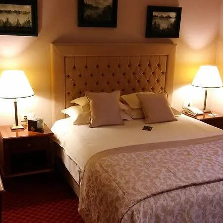 Hotel Zlatnik 4*