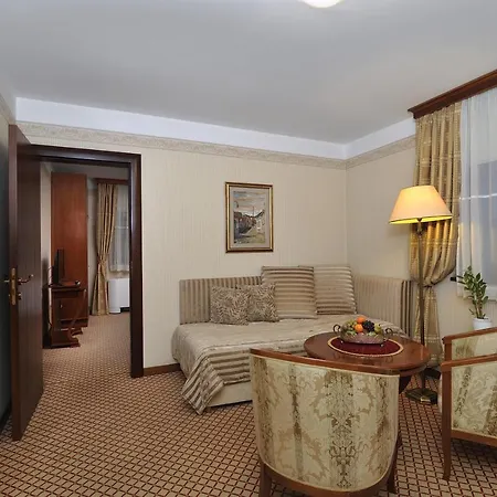 Zlatnik Otel Belgrad
